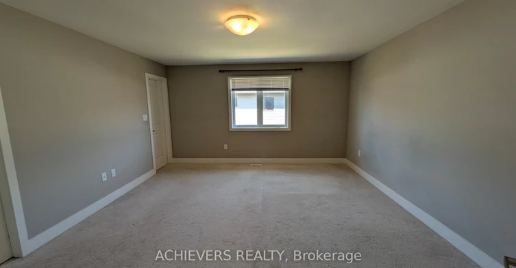 1960 Dalmagarry Road, London, ON, N6G 0T8 - 12