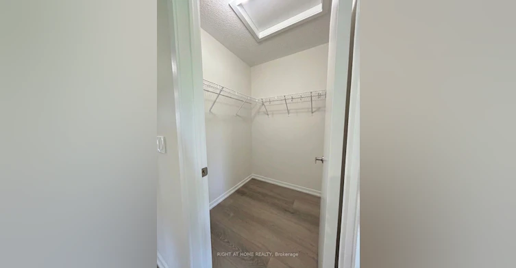 37 Radium Common, Cambridge, ON, N1T 0H4 - 12
