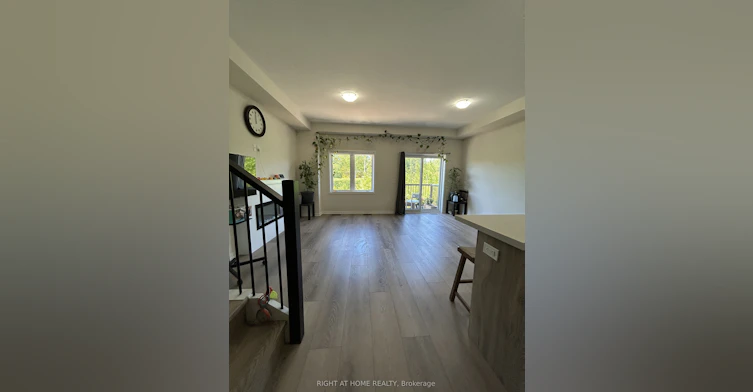 37 Radium Common, Cambridge, ON, N1T 0H4 - 2