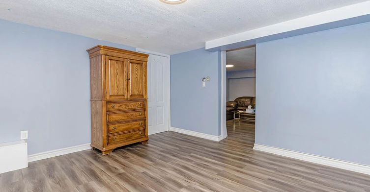 37 Warwick Road, Hamilton, ON, L8E 1Y5 - 40