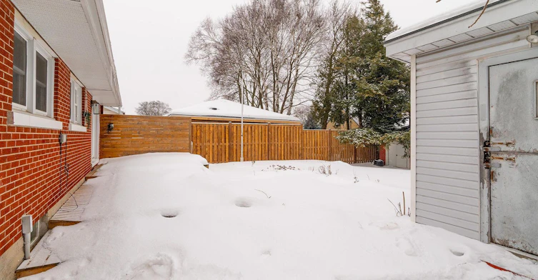 Lower-139 Byron Avenue, Kitchener, ON, N2C 1Z7 - 17