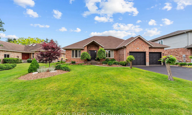 57 Valleyview Crescent