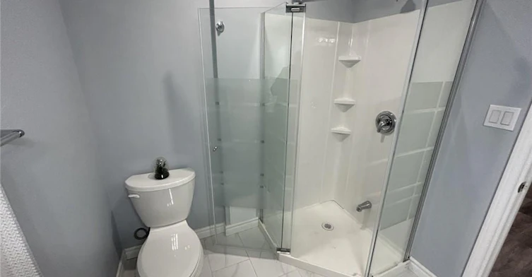 BSMNT-707 Mohawk Road, Hamilton, ON, L9G 2X1 - 8