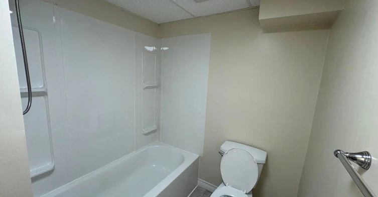 6131 Valley Way N, Niagara Falls, ON, L2E 1X9 - 22