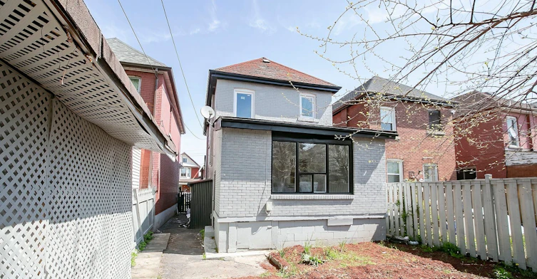 20 Somerset Avenue E, Hamilton, ON, L8L 2L5 - 38