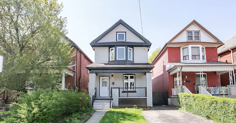 20 Somerset Avenue E, Hamilton, ON, L8L 2L5