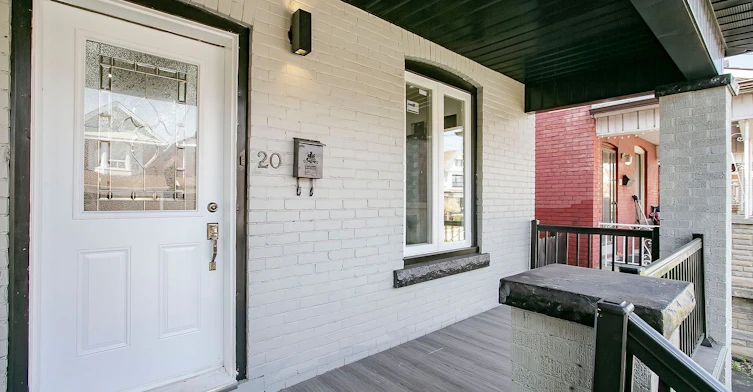 20 Somerset Avenue E, Hamilton, ON, L8L 2L5 - 3