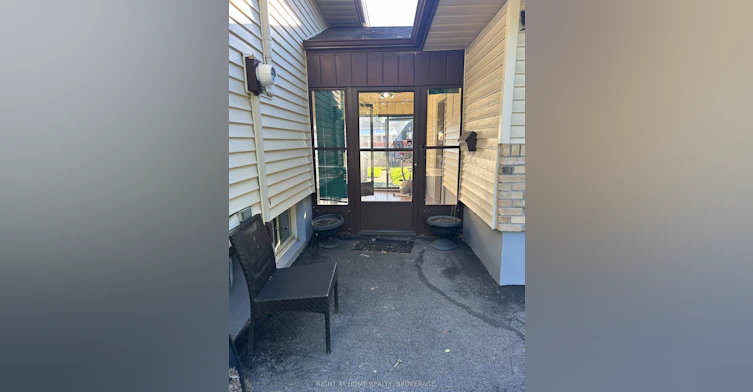 19 White Street, St. Catharines, ON, L2N 1Z3 - 16