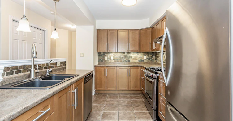 258 Mcmeeken Drive, Cambridge, ON, N3C 4N8 - 10