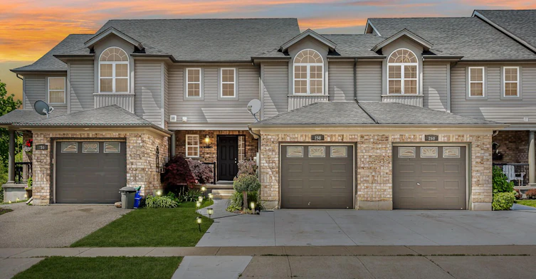 258 Mcmeeken Drive, Cambridge, ON, N3C 4N8 - 2