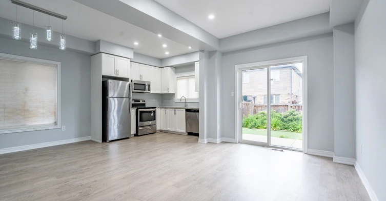 113 Echovalley Drive, Hamilton, ON, L8J 0H1 - 7
