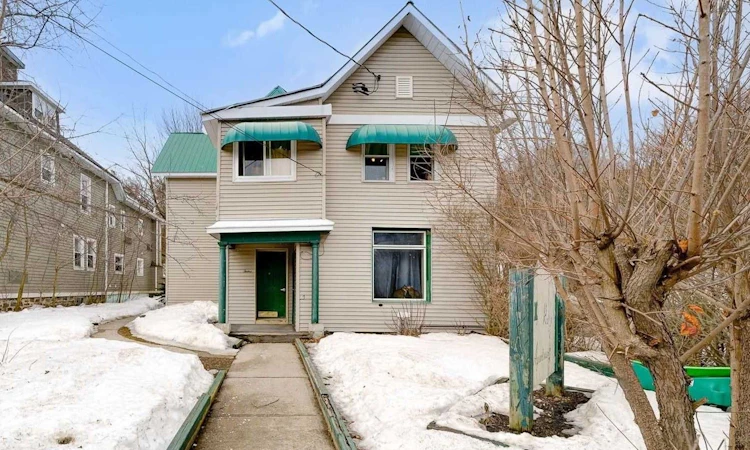 12 Gibson Street