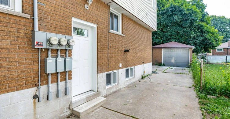 Lower-855 Garth Street, Hamilton, ON, L9C 4K7 - 14
