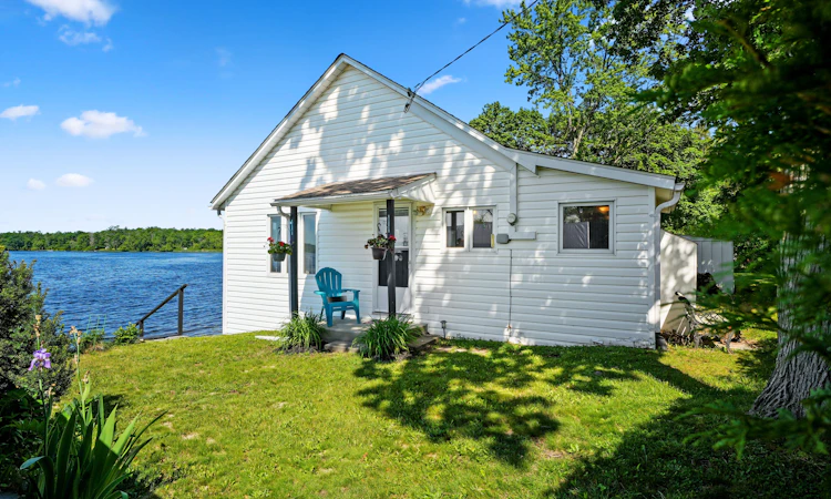 8 Bradley Bay Road