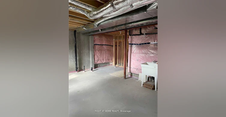 19 Damude Avenue, Thorold, ON, L2V 0G6 - 15
