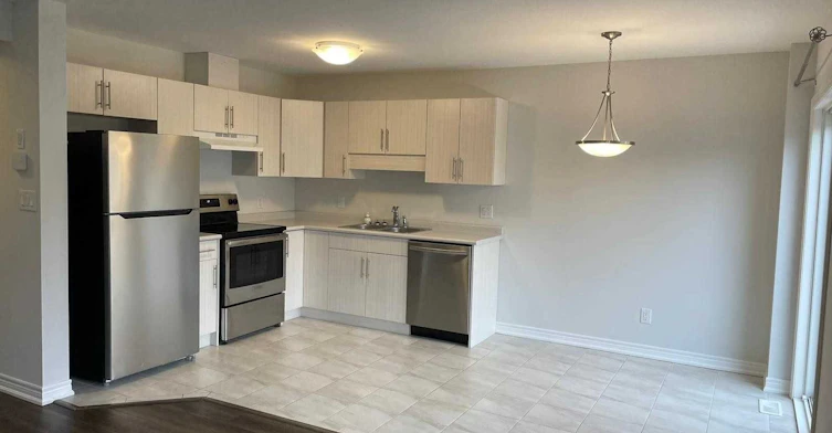 19 Damude Avenue, Thorold, ON, L2V 0G6 - 3