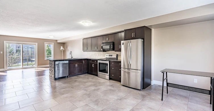 15-275 Old Huron Road E, Kitchener, ON, N2R 1P9 - 8