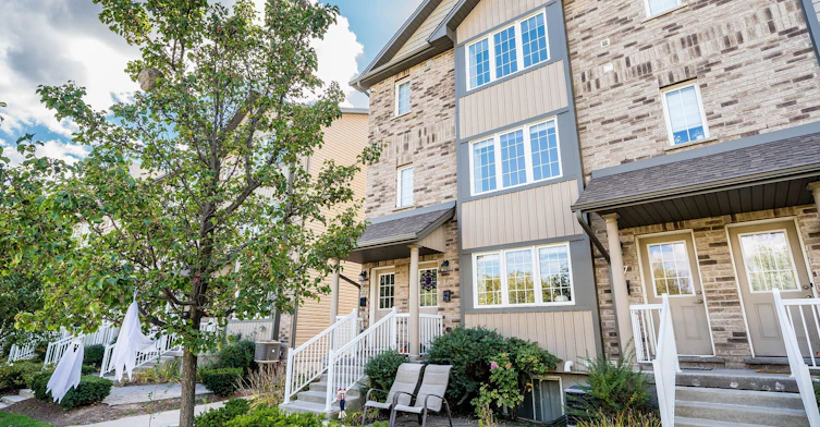 15-275 Old Huron Road E, Kitchener, ON, N2R 1P9 - 2