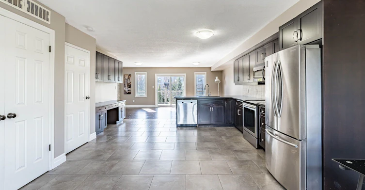 15-275 Old Huron Road E, Kitchener, ON, N2R 1P9 - 9