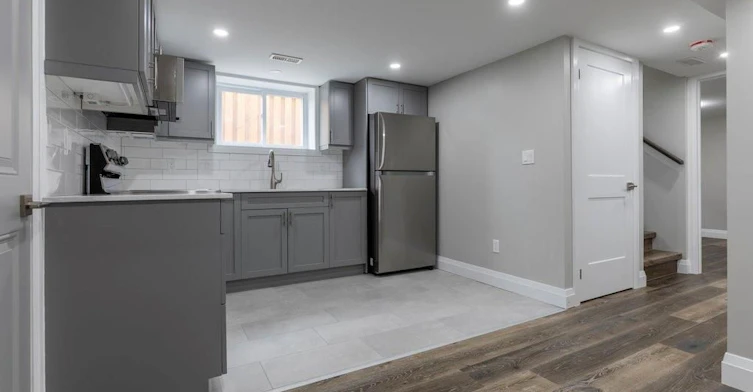 Lower-291 East 24th Street, Hamilton, ON, L8V 2Y7 - 8