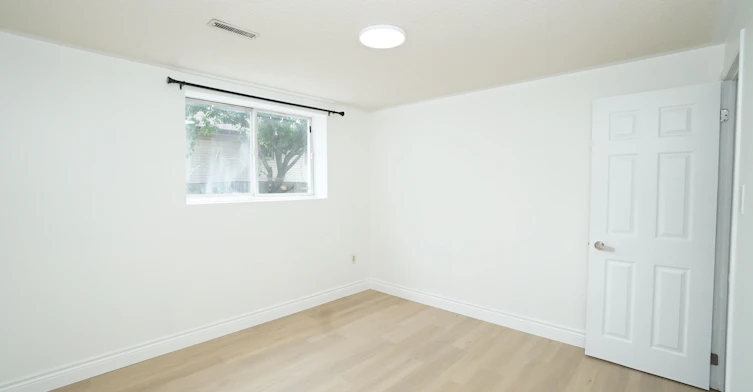 Gound & Bsmt-594 Queen Victoria Drive, Hamilton, ON, L8W 3E5 - 14