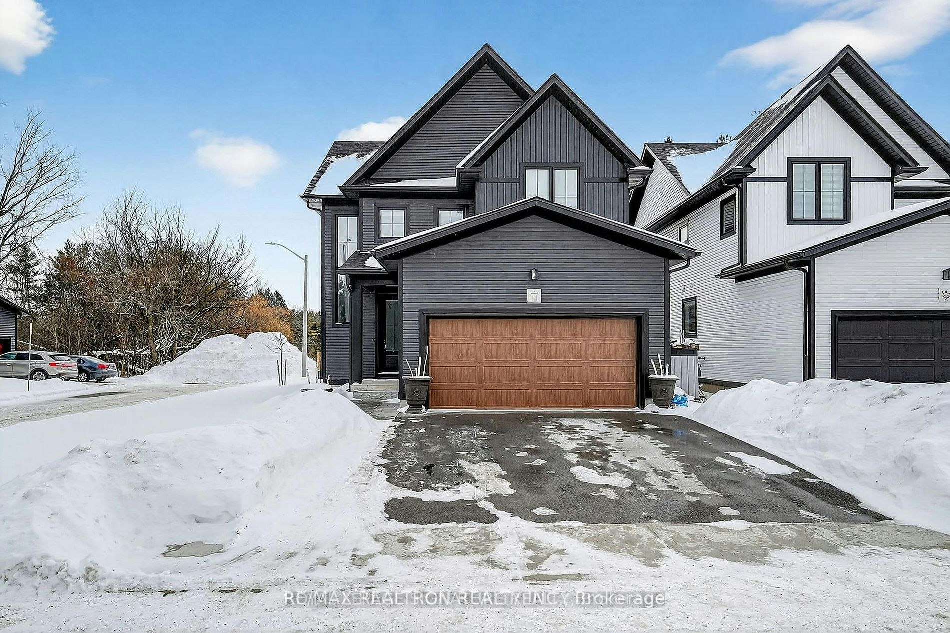 11-297 Whiting Street, Ingersoll, ON, N5C 3W5