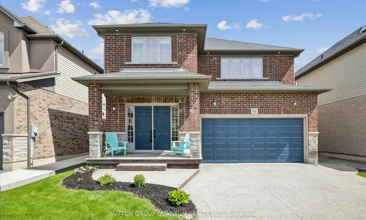 92 Garinger Crescent