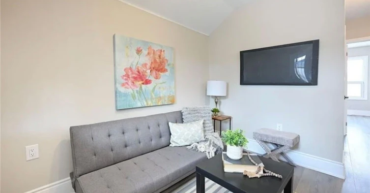 Upper Level-31 Greenaway Avenue, Hamilton, ON, L8C 6C3 - 6