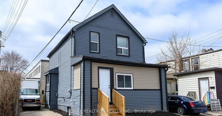 Upper Level-31 Greenaway Avenue, Hamilton, ON, L8C 6C3
