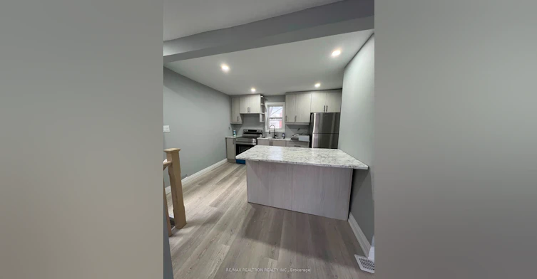 Upper Level-121 Park Row N, Hamilton, ON, L8H 4E7 - 5