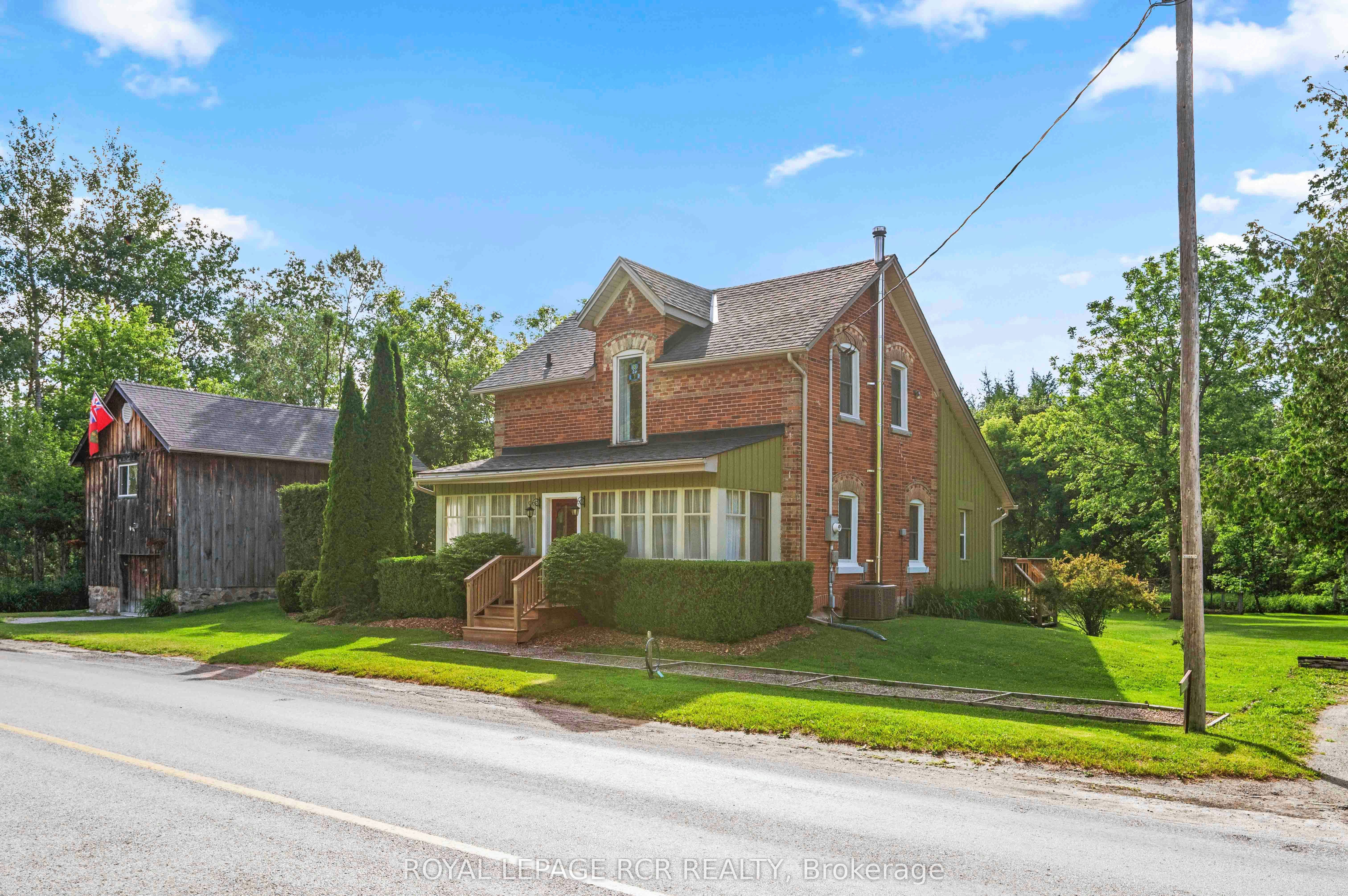 022021 E Gara Erin Townline, East Garafraxa, ON, L9W 7G4