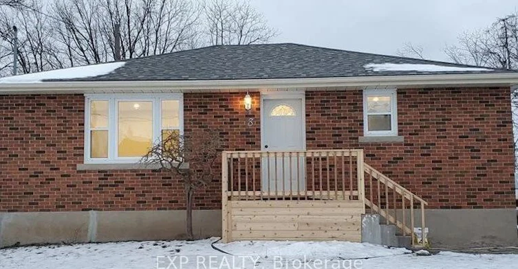 8 Hillcrest Avenue, Brantford, ON, N3T 2C7
