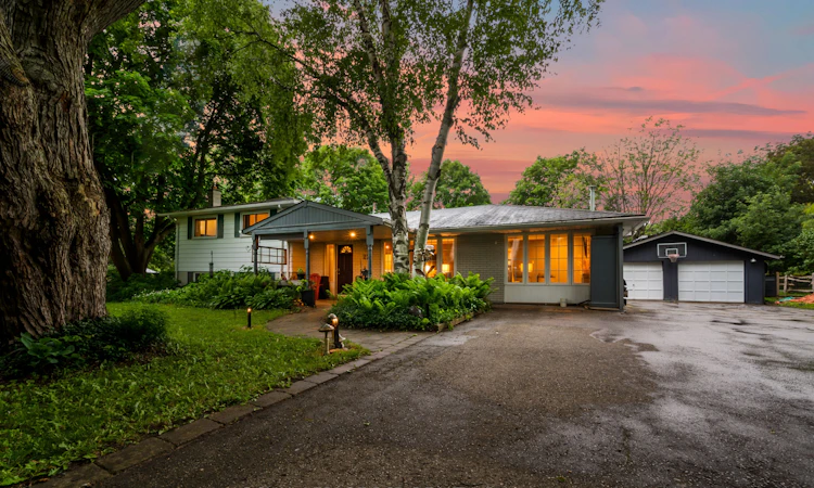 22 Randy Avenue