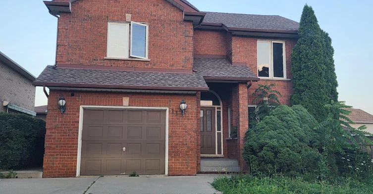 11 Westlawn Drive, Hamilton, ON, L9B 2J4