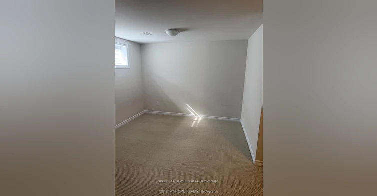 704 Petanque Crescent, Ottawa, ON, K4A 5L6 - 4