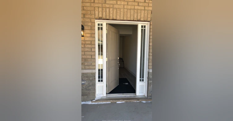 64 Waterlily Way, Hamilton, ON, L0R 1P0 - 2