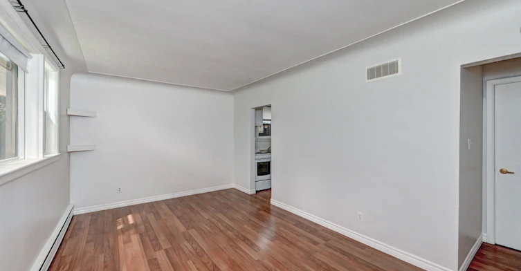 0-1230 Queens Boulevard, Kitchener, ON, N2M 1C3 - 3