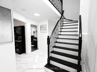 8 Yeoman Drive - 5