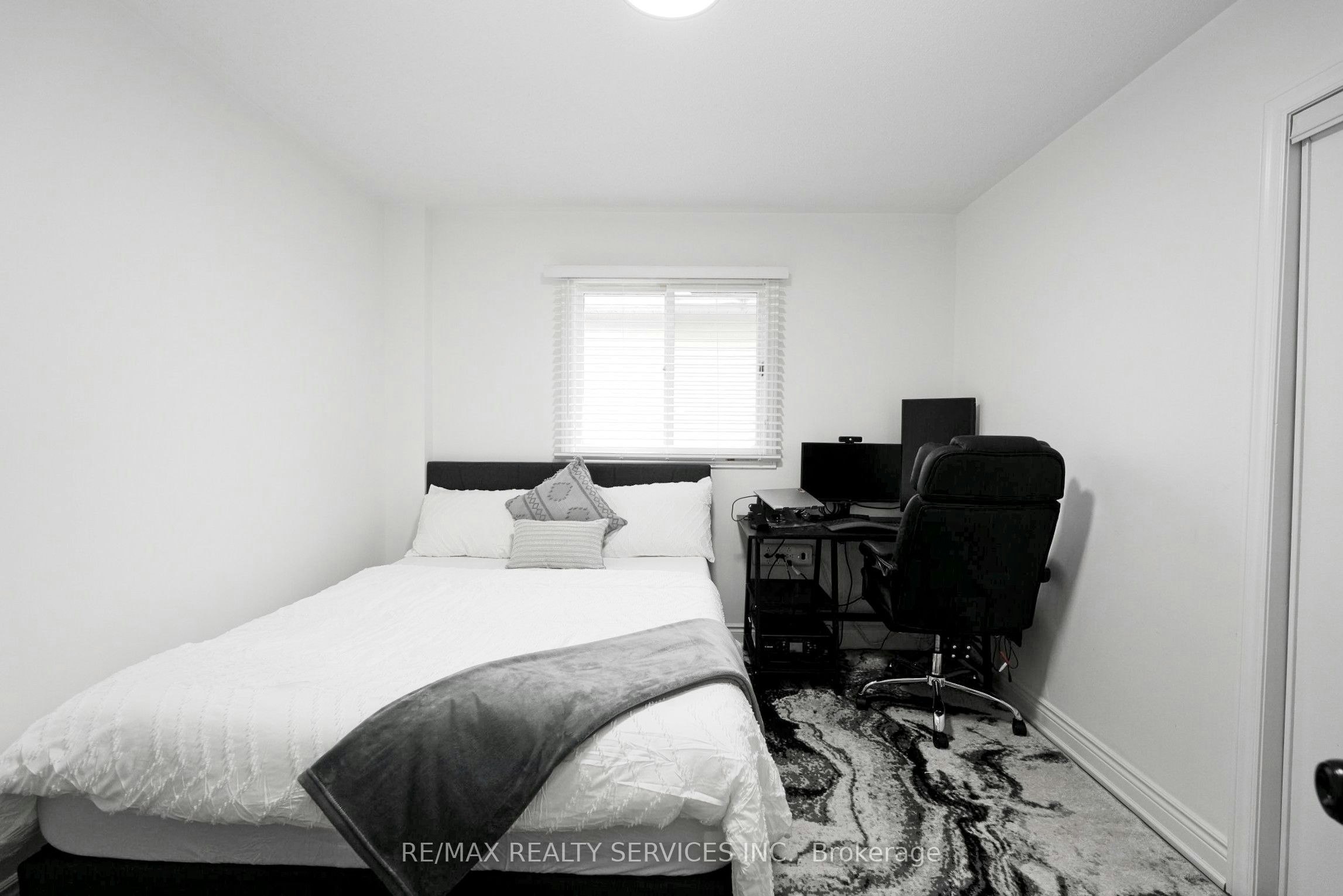 8 Yeoman Drive, Brantford, ON, N3R 7S8 - 29