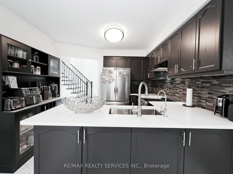 8 Yeoman Drive, Brantford, ON, N3R 7S8 - 12
