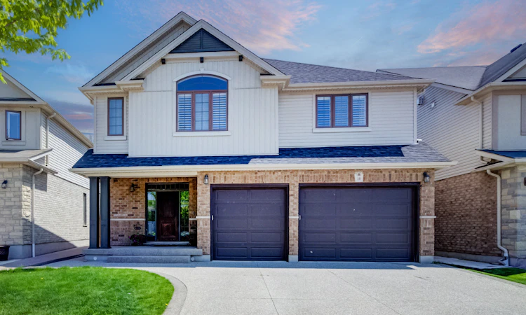 10 Deer Creek Street