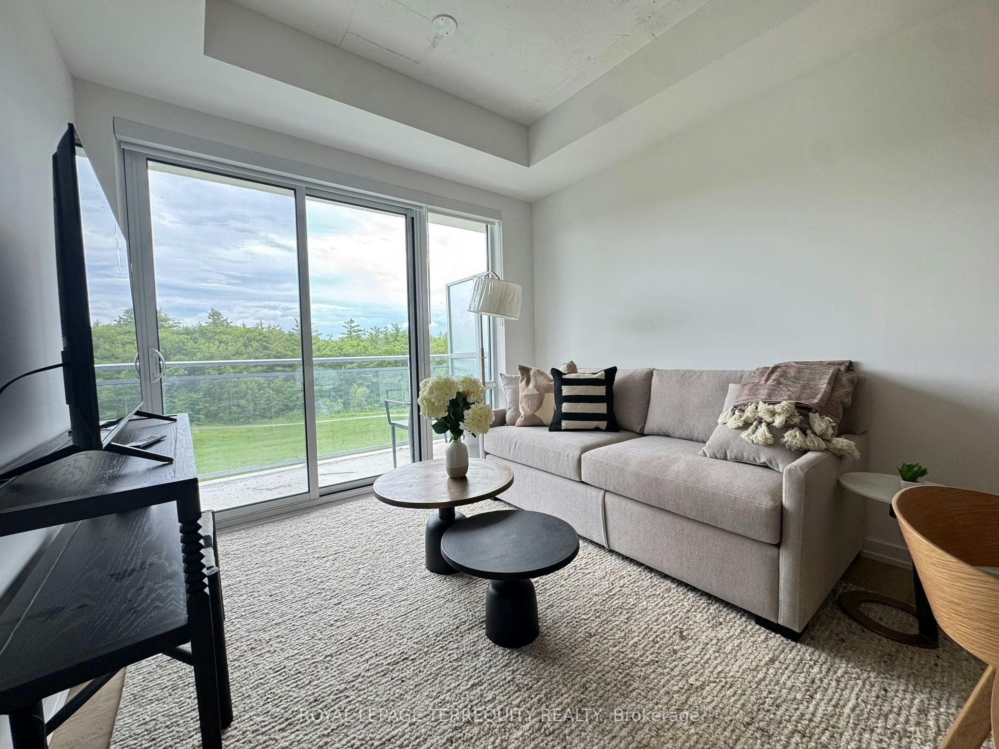 309-100 Carrick Trail, Gravenhurst, ON, P1P 0J5 - 7
