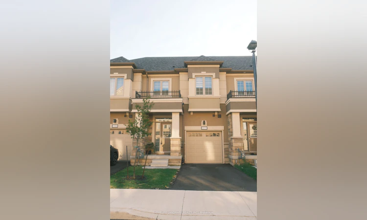 117-305 Garner Road W