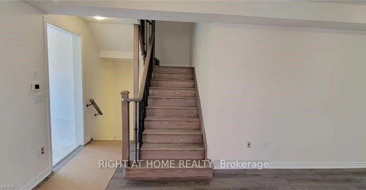 36 Granite Ridge Trail, Hamilton, ON, L8Y 1B5 - 9