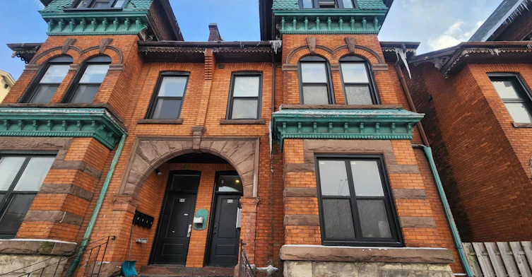 1A-498 Main Street E, Hamilton, ON, L8N 1K7