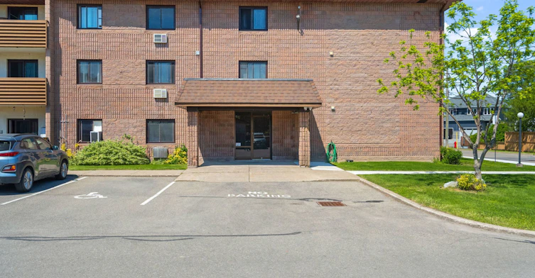 107-72 Main Street E, Port Colborne, ON, L3K 5Z8 - 11