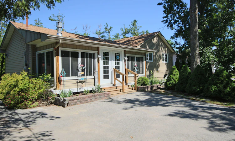 15 Oakwood Drive