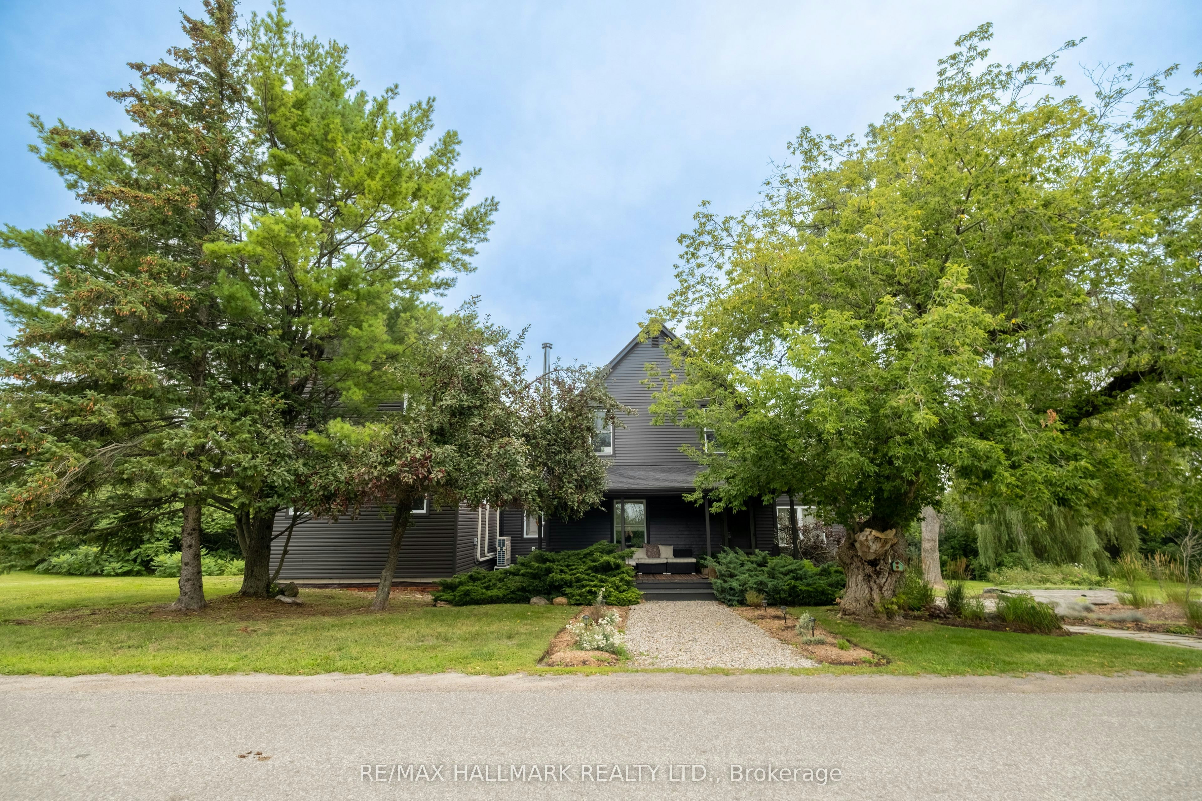 709 Old Milford Road, Prince Edward County, ON, K0K 2T0