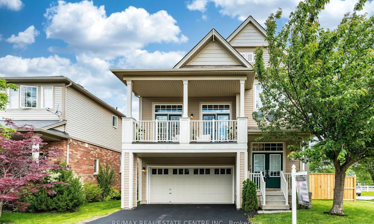 78 Lambert Crescent