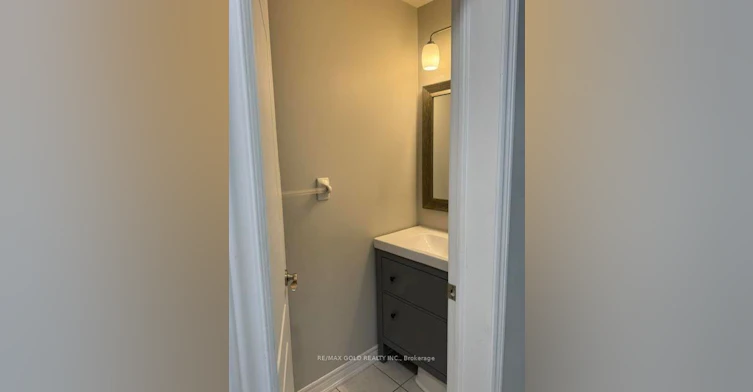 45 Northampton Boulevard, Hamilton, ON, L8E 6C4 - 6